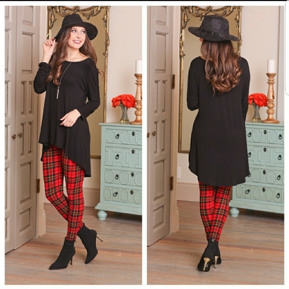 Black High Low Tunic - Picture 2 of 2